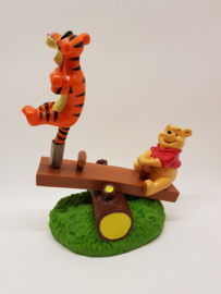 Spardose Winnie Puuh und Tiger auf der Wippe