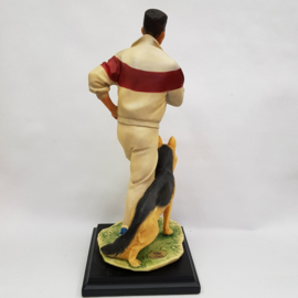 Vittorio Tessaro Zu schwimmt am Golfplatz