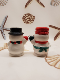 Salz- und Pfeffer-Schneemänner