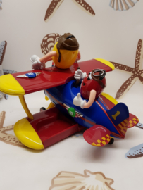 M&M airplane dispenser