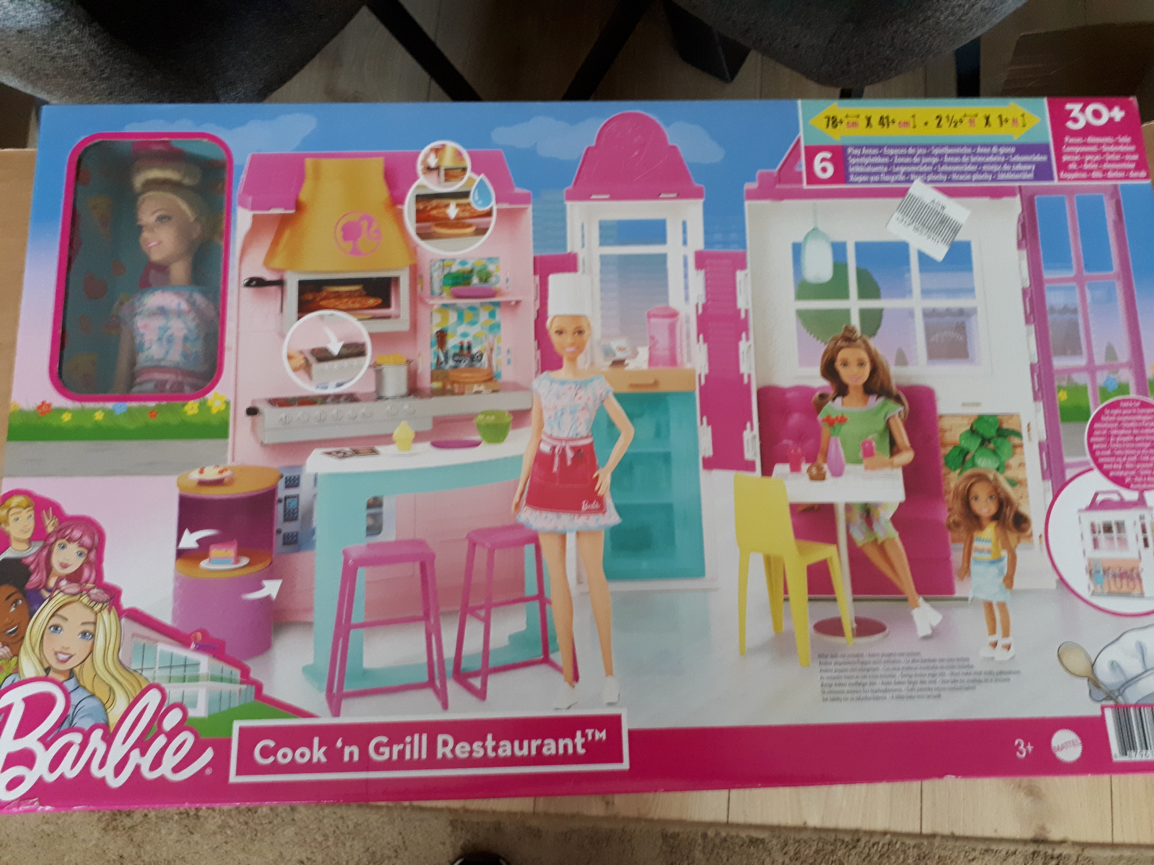 Barbie Cool ,n Grill Restaurant - nieuw -