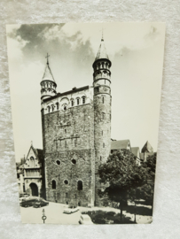 Maastricht Basiliek van O.L.Vrouw 4 x ongelopen