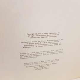 Fashion Paper Dolls USA 1977