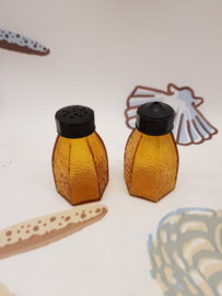 Vintage Salz- und Pfefferstreuer