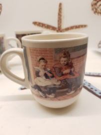 Ot und Sien 3 große Becher mit verschiedenen Bildern