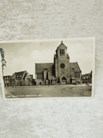 Den Haag R.K.Kerk Apeldoornsche Laan ongelopen