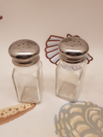 Standard-Salz- und Pfefferstreuer aus Glas