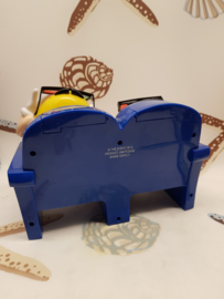 M&M film kijken in de bioscoop dispenser