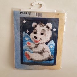 Cross stitch kit White Bear
