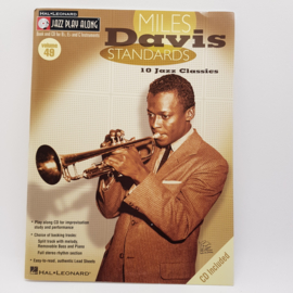 Miles Davis Standards 10 Jazz Classics met CD