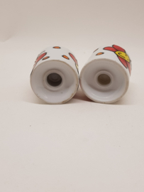 Cheerful pepper and salt shakers