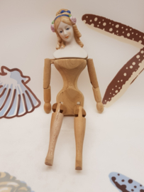 Shackman Antike Anziehpuppe aus Biskuitporzellan