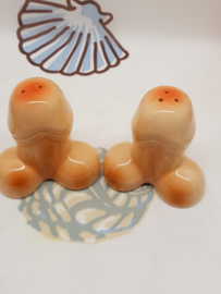 Penisse als Salz- und Pfefferstreuer