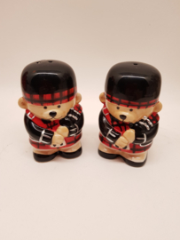 Bagpipers Pepper and Salt