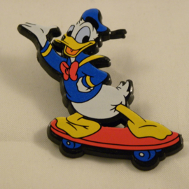 Disney Donald Duck auf Skateboard