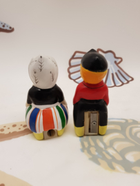 Bauer und Bäuerin als Bleistiftspitzer