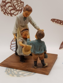 Schullehrerstatue von Ot und Sien