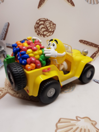 M&M Auto Jeep dispenser
