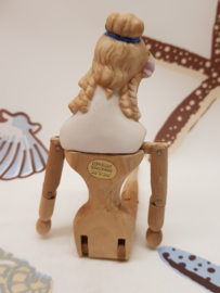 Shackman Antike Anziehpuppe aus Biskuitporzellan