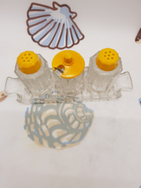 Vintage Salz- und Pfefferstreuer aus den 70er Jahren, 4 Stück