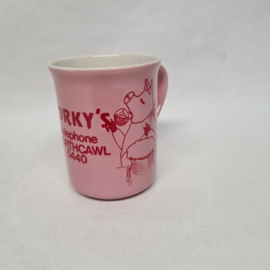 Porkys Telefon Porth Cawl Becher