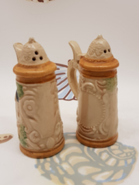 Bierkrüge als Salz- und Pfefferstreuer