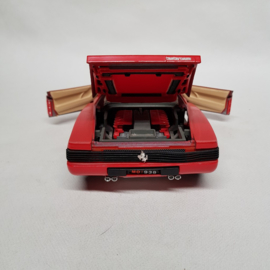 Ferrari Testarossa 1984 1:18