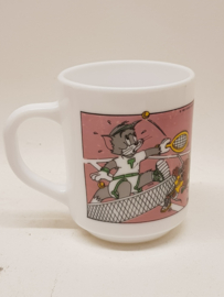 Tom en Jerry opaline beker van Dixan 1989 Oud-Rose