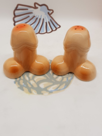 Penisse als Salz- und Pfefferstreuer