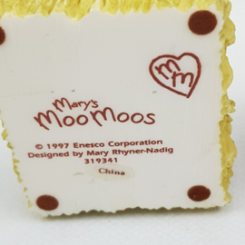 Moo Moo's 319341 Mary Rhyner