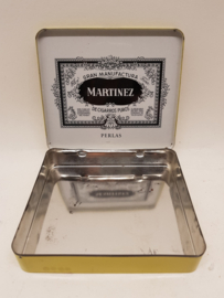 Martinez Perla's cigar tin