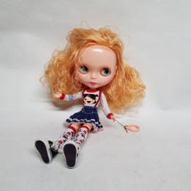 Blythe Puppe with 4 color eyes