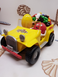 M&M Auto Jeep dispenser