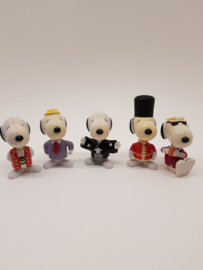 5 Little Snoopys Mac.Donalds