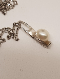 Necklace with pearl silver