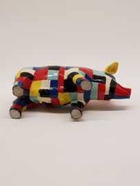 Pig with Mondrian appearance