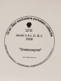 Sneeuwpret Ot en Sien met doos en cert.