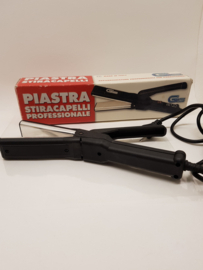 Hair straightener from Piastra