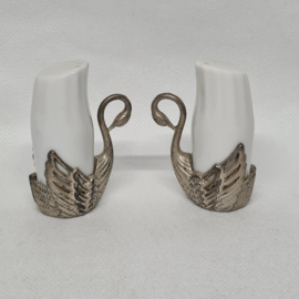 Zwans als Salz- und Pfefferstreuer