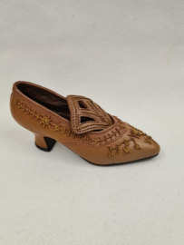 Just the right shoe Courtly Riches 25040