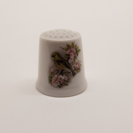 Thimble with a sparrow