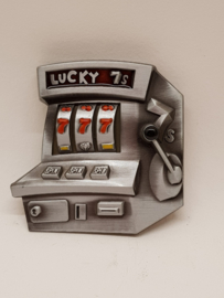 Buckle Lucky 7 slot machine