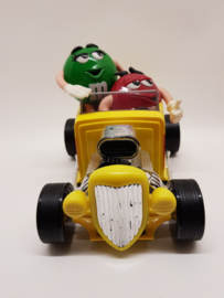 M&M-Spender im Hot Rod