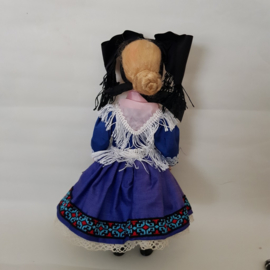 Doll's Trachtenpuppe aus den 60er Jahren