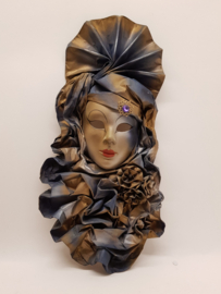 Venezianische Maske aus Pappmaché mit Keramik