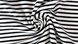 Tricot baby breton streep