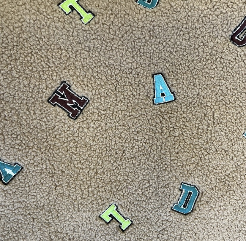 Qjutie Bouclé letters