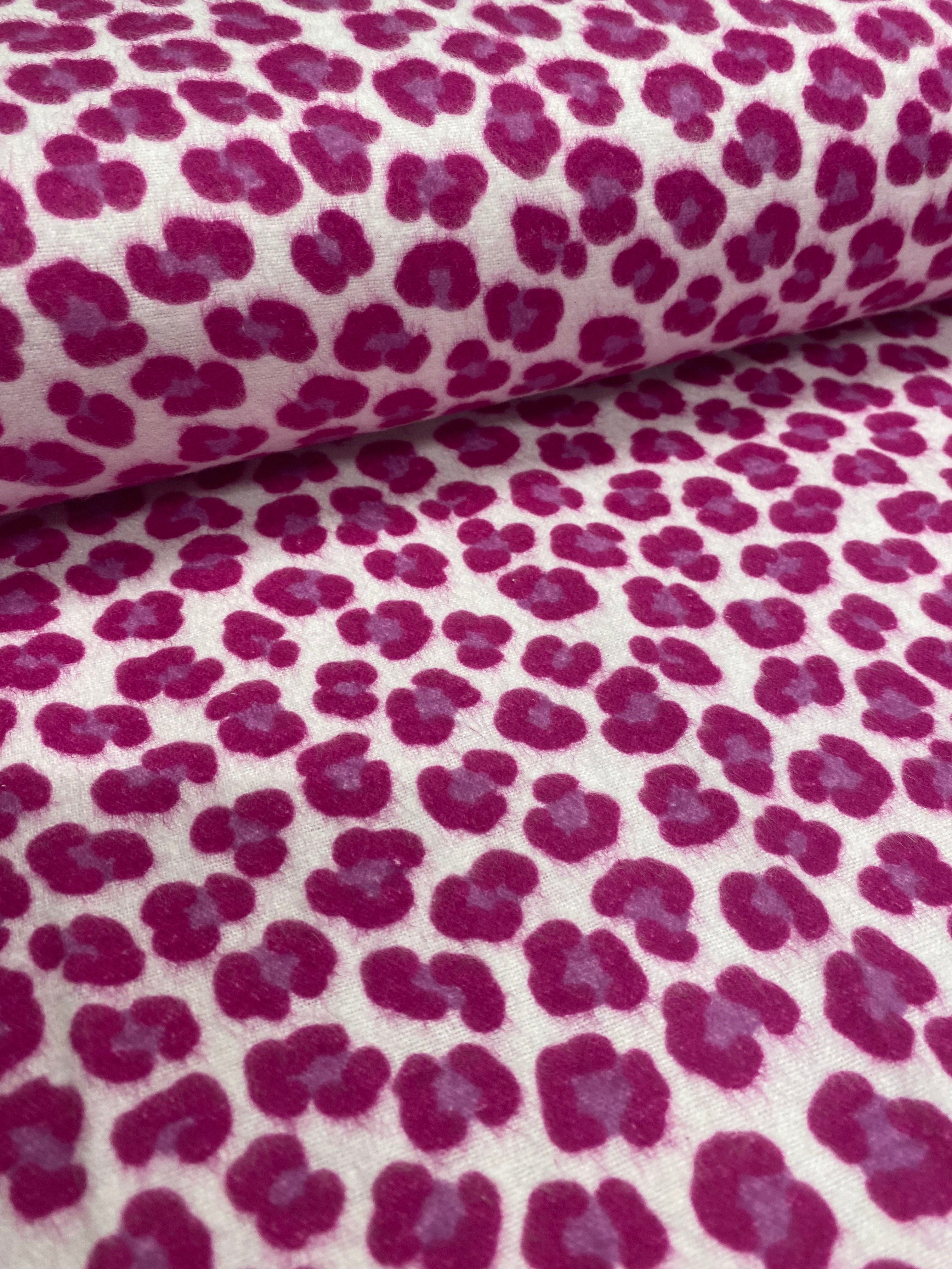 Flanel digital print leopard fuchsia