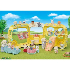 Sylvanian Families 5744 Regenboog familiebus