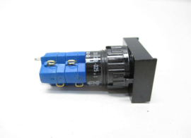 EAO Push button 2xmaak 2xverbreek + licht